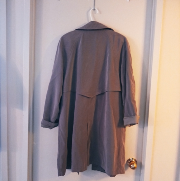 DONATED! Oversized Trench Coat - Picture 6 of 8